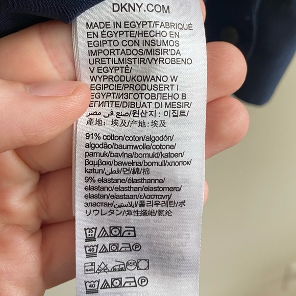 Men’s DKNY navy blue long sleeve button down - Picture 7 of 7